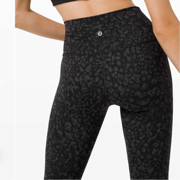 Lululemon Wunder under wild thing camo deep coal high rise tight leggings 6 - Picture 1 of 9